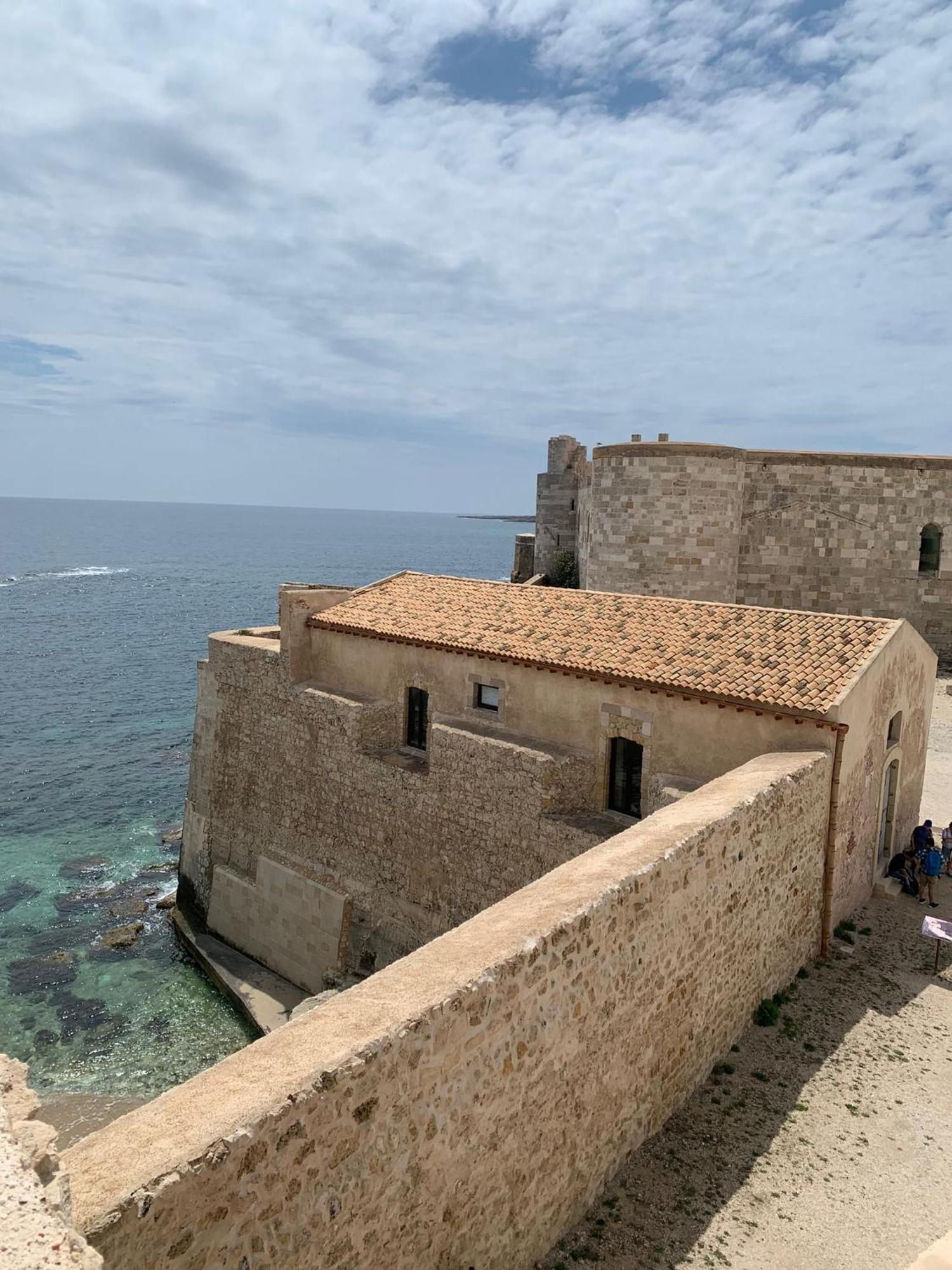 Diego'S House Aci Castello Kültér fotó